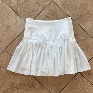 Brand New Wilson Midtown White Pleated Skirt